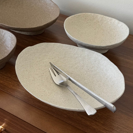 Cove Oval Bowl – Oat (2 size)